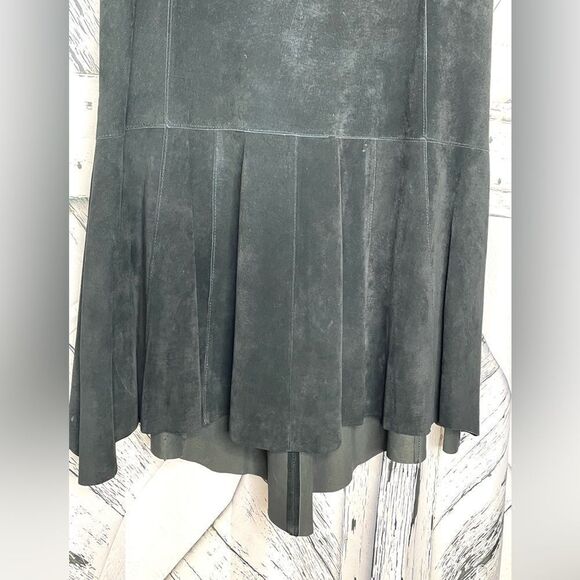 CAbi Black Suede Skirt High Low Trumpet Side Zip Partially Lined 8 - Picture 4 of 7